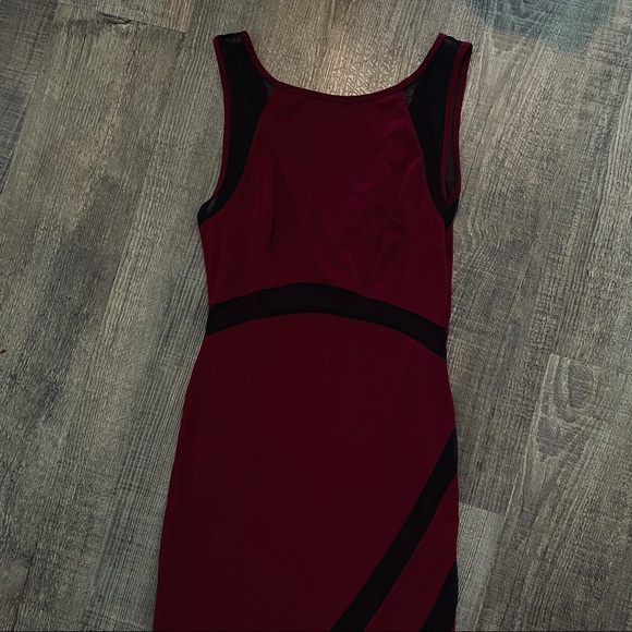 Dark red dress with black mesh details. - Picture 2 of 6